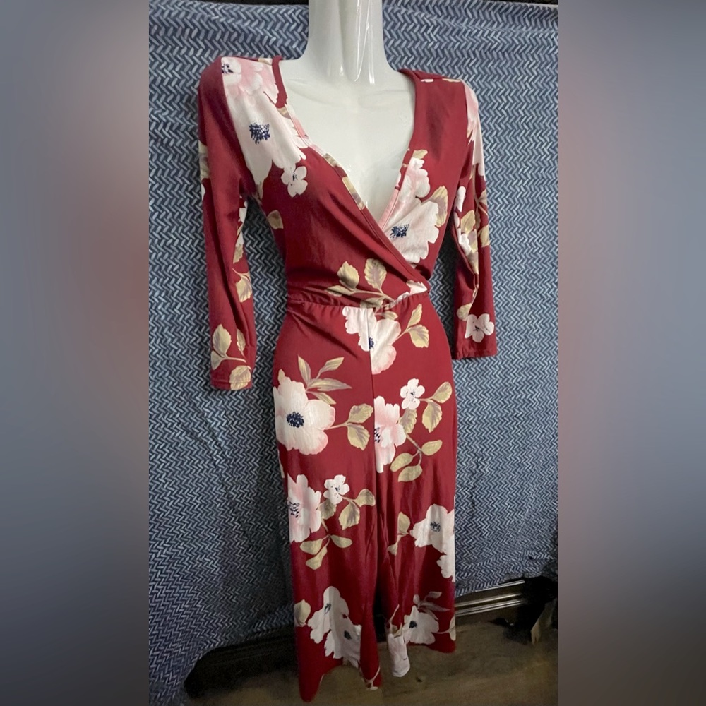 Floral jumpsuit long sleeve